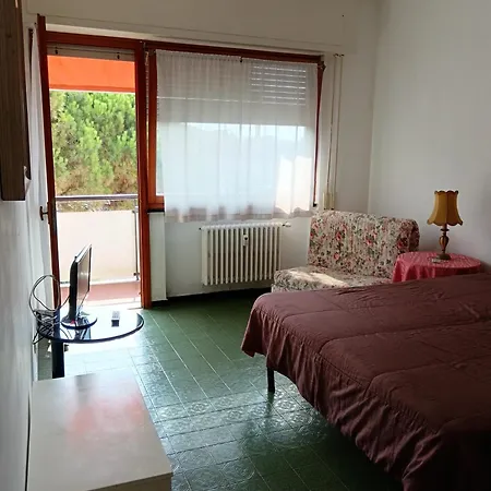 Rosa Apartment